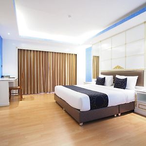 Deluxe Zimmer mit Kingsize-Bett